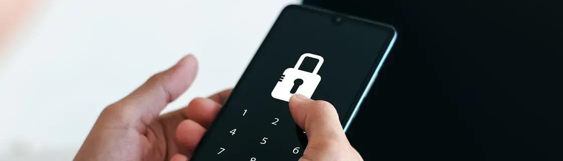 スマホのロック画面と鍵アイコン